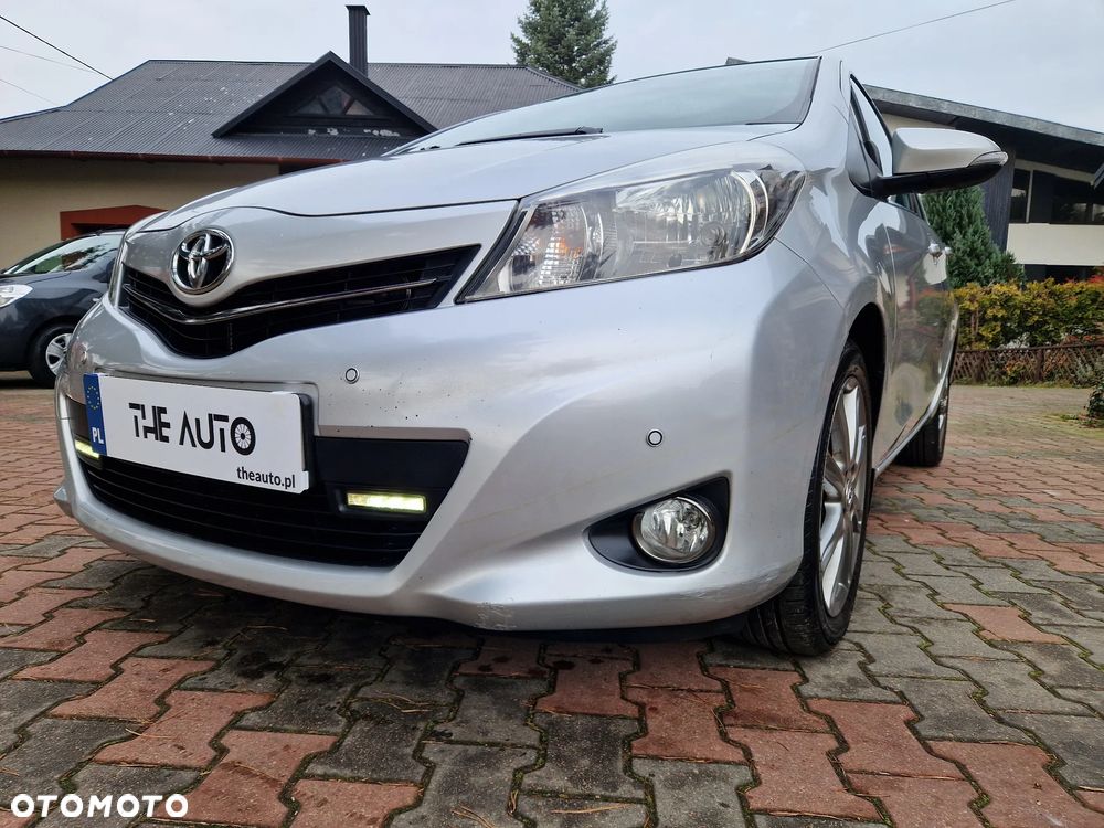 Toyota Yaris 1.33 Premium EU6 - 2