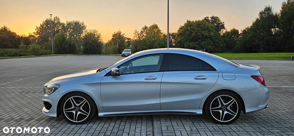 Mercedes-Benz CLA 200 CDI AMG Line - 23