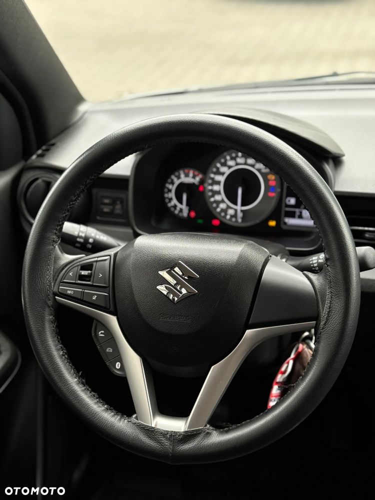 Suzuki Ignis 1.2 SHVS Premium Plus - 9