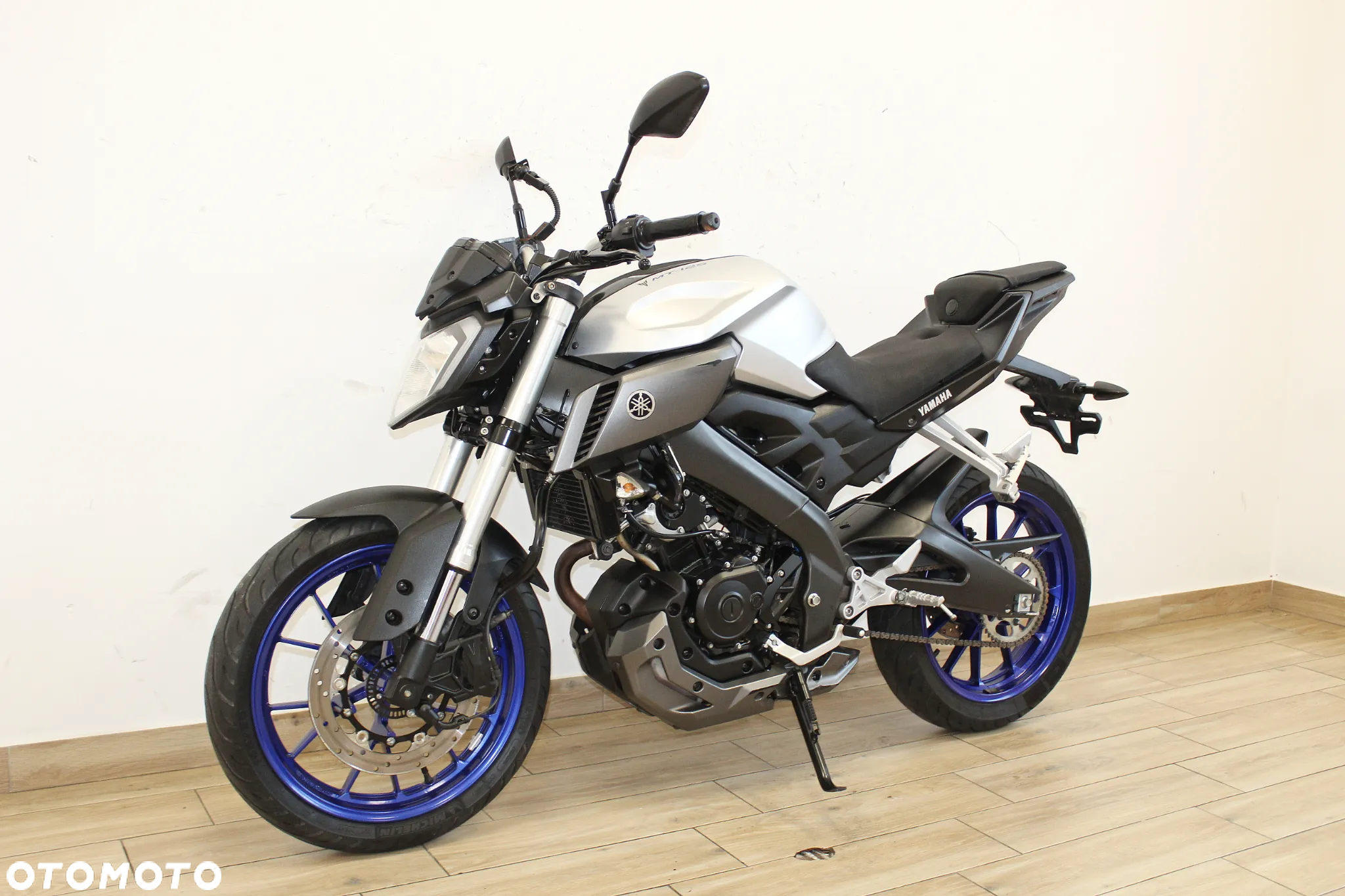Yamaha MT - 4