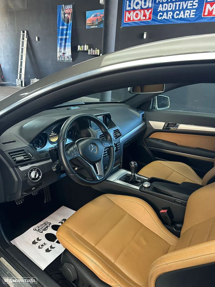 Mercedes-Benz E 220 CDI Classic - 12