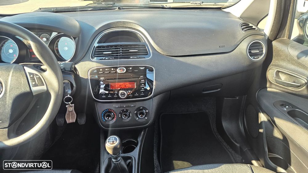 Fiat Punto 1.2 Young S&S - 15