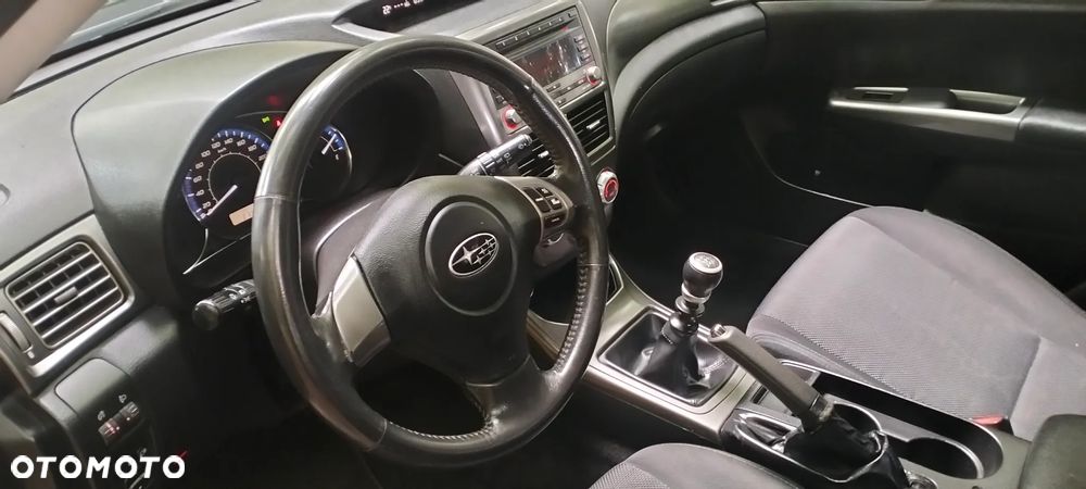 Subaru Impreza 2.0D Active - 31