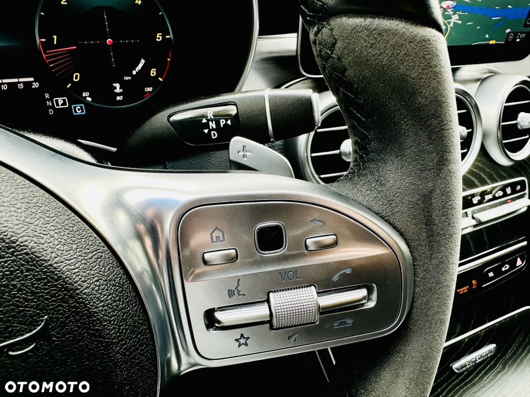 Mercedes-Benz Klasa C 220 d T 9G-TRONIC AMG Line - 39