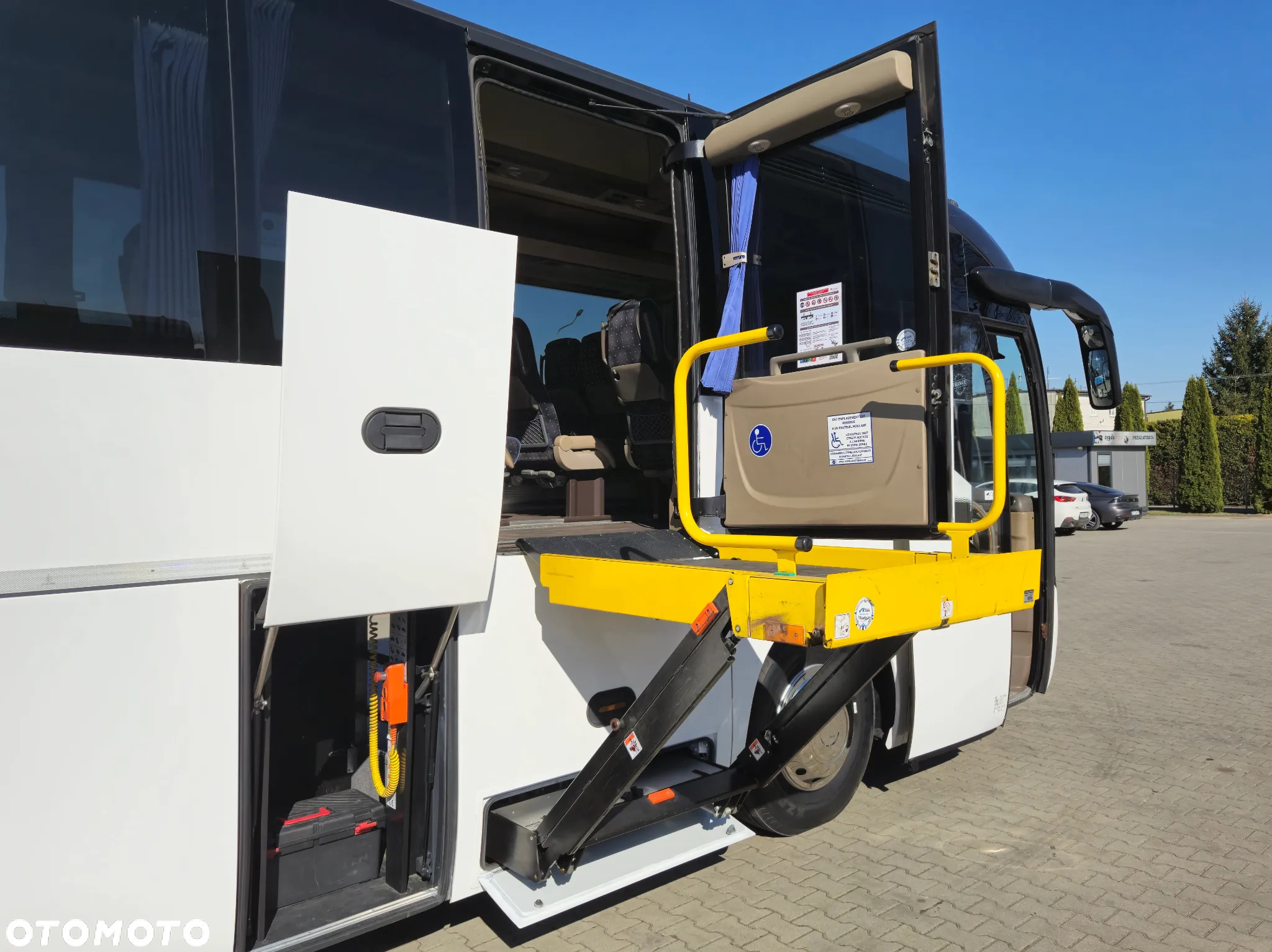Iveco MAGELYS / SPROWADZONY / WINDA / EURO 6 - 9