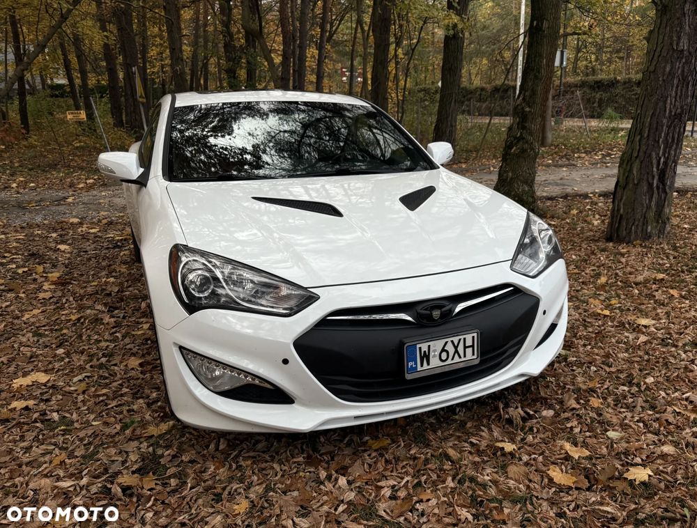 Hyundai Genesis Coupe - 6
