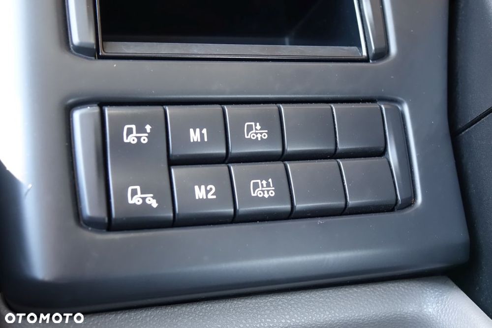 Scania S500 / EURO 6 / STANDARD / AUTOMAT / RETARDER / LODÓWKA / 2 ZBIORNIKI / KLIMATYZACJA POSTOJOWA / NAVI - 32