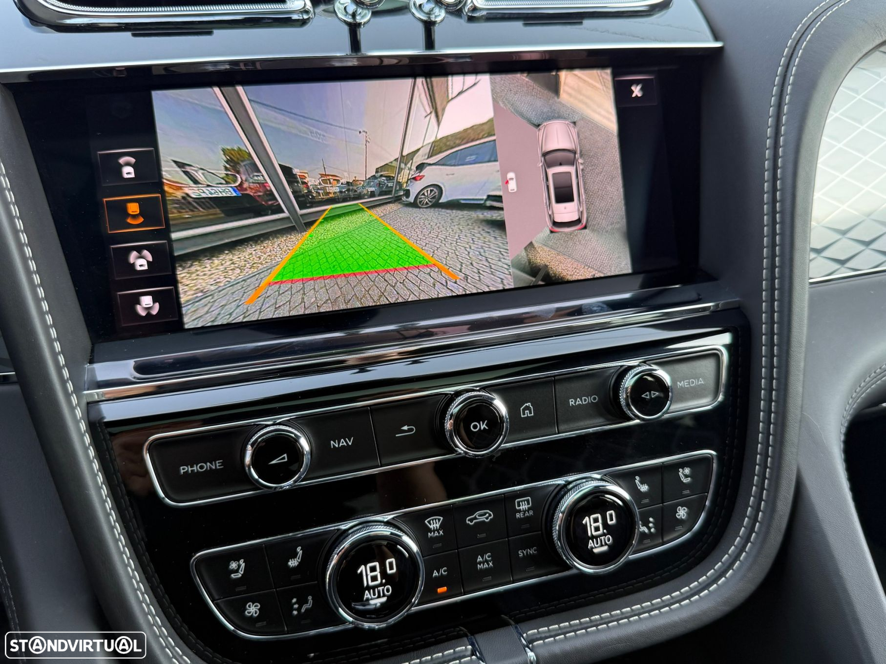Bentley Bentayga V8 Atelier Edition - 30