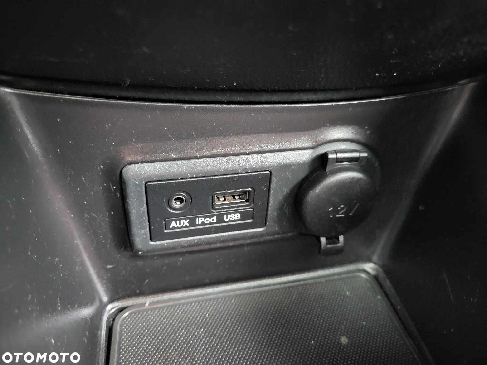 Hyundai ix20 1.6 Premium - 17