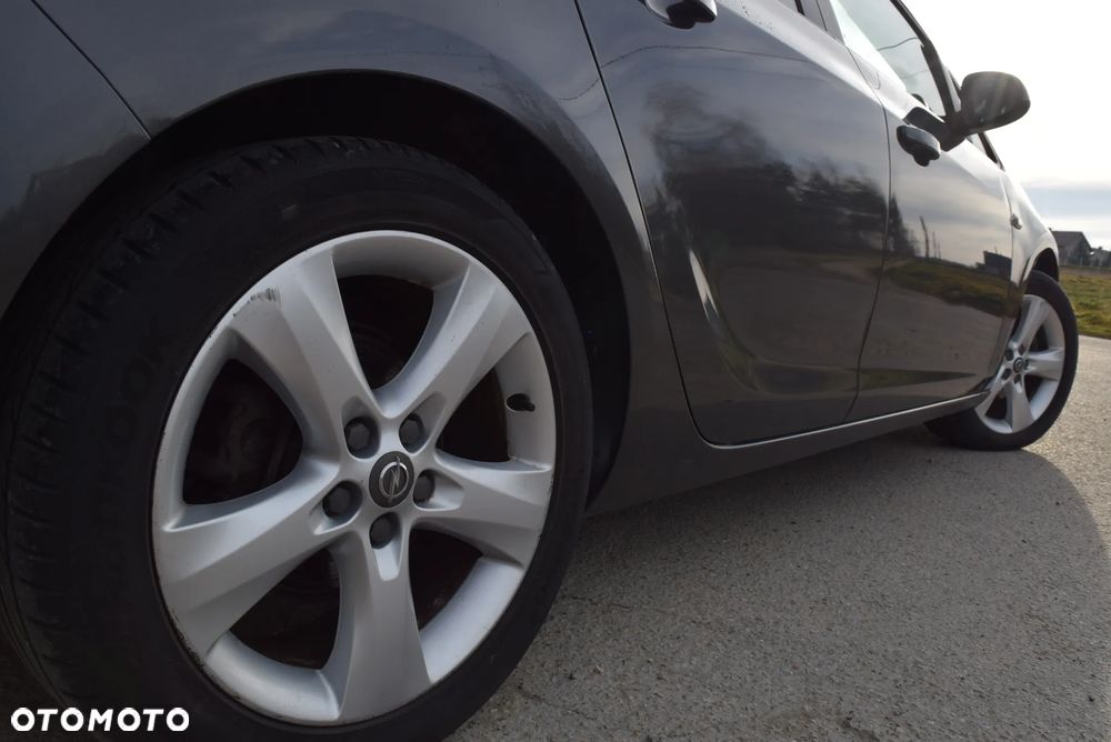 Opel Astra 1.3 CDTI Enjoy ecoFLEX - 11