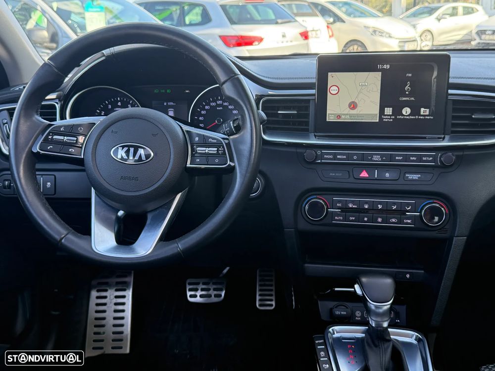 Kia Ceed SW 1.4 T-GDI DCT OPF Platinum Edition - 19