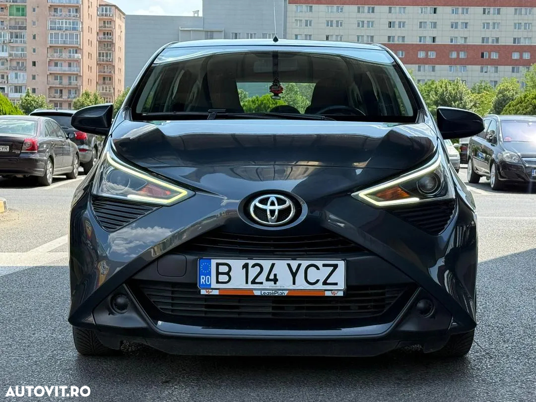 Toyota Aygo 1.0 VVY-I 5 usi X-style - 2