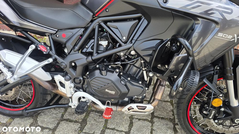 Benelli TRK 502X - 26