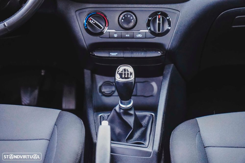 Hyundai i20 - 14