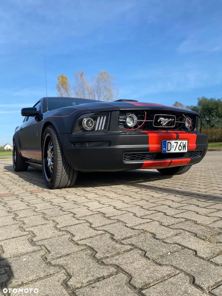 Ford Mustang - 7