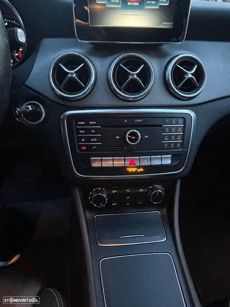 Mercedes-Benz CLA 180 - 23