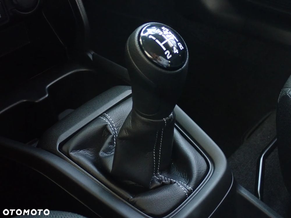 Suzuki Swift 1.2 Dualjet SHVS Premium Plus - 19