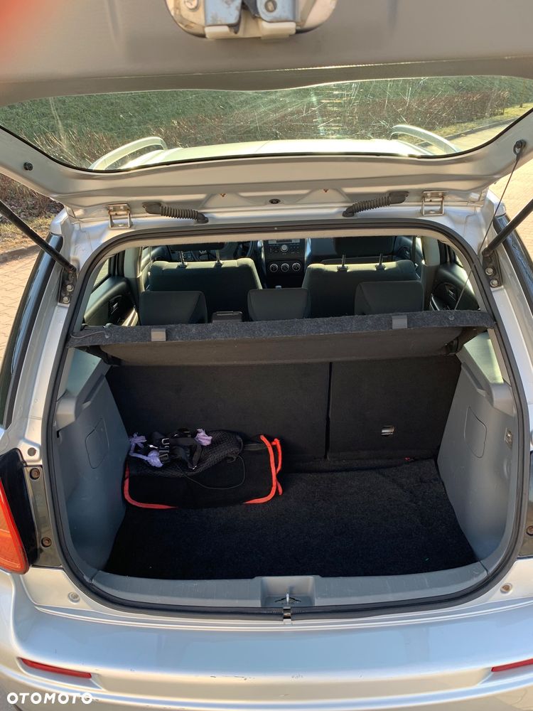 Suzuki SX4 1.9 DDiS DPF 4x4 Comfort - 15