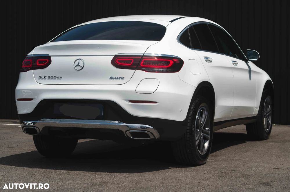 Mercedes-Benz GLC 350 e 4Matic 7G-TRONIC AMG Line - 4