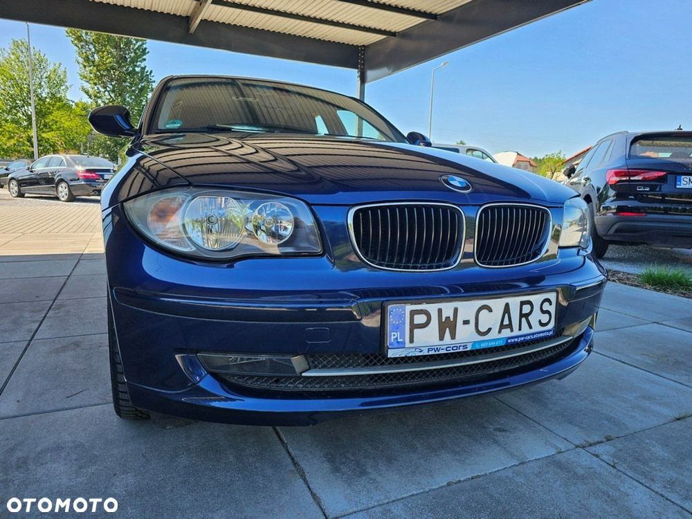 BMW Seria 1 120i - 6