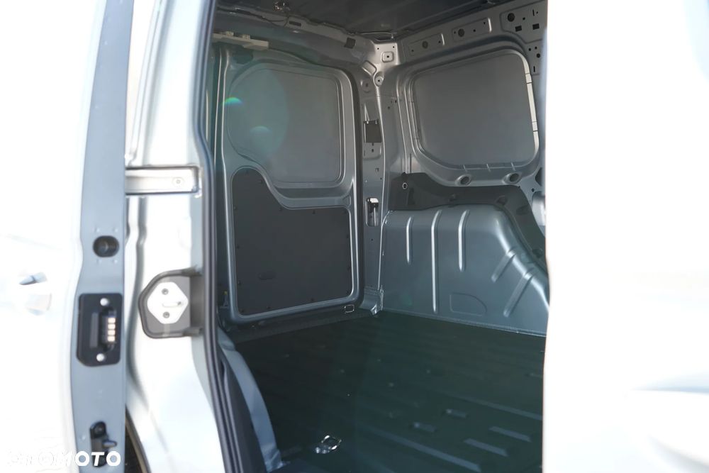 Volkswagen Caddy Cargo - 22