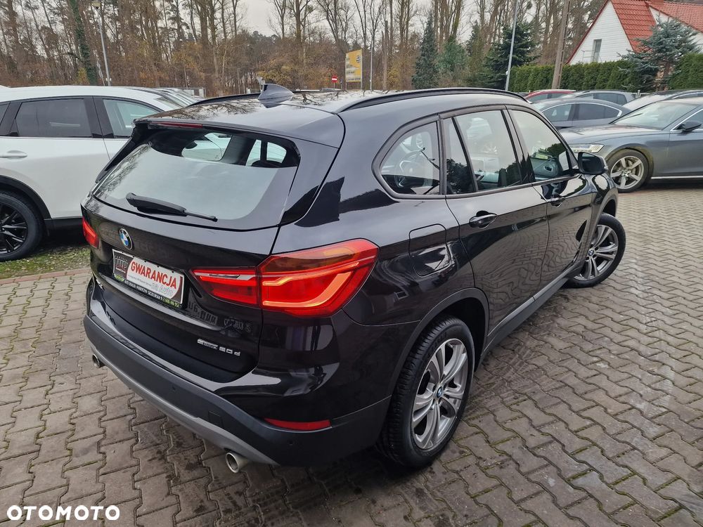 BMW X1 sDrive20d - 4