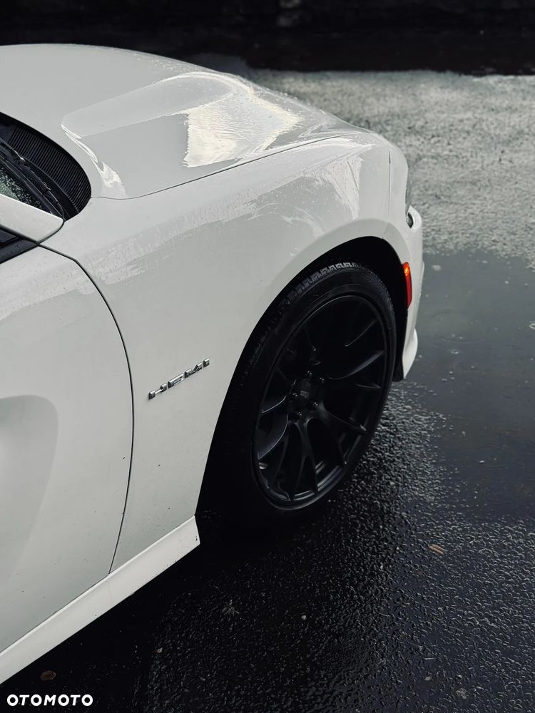 Dodge Charger 5.7 R/T - 14