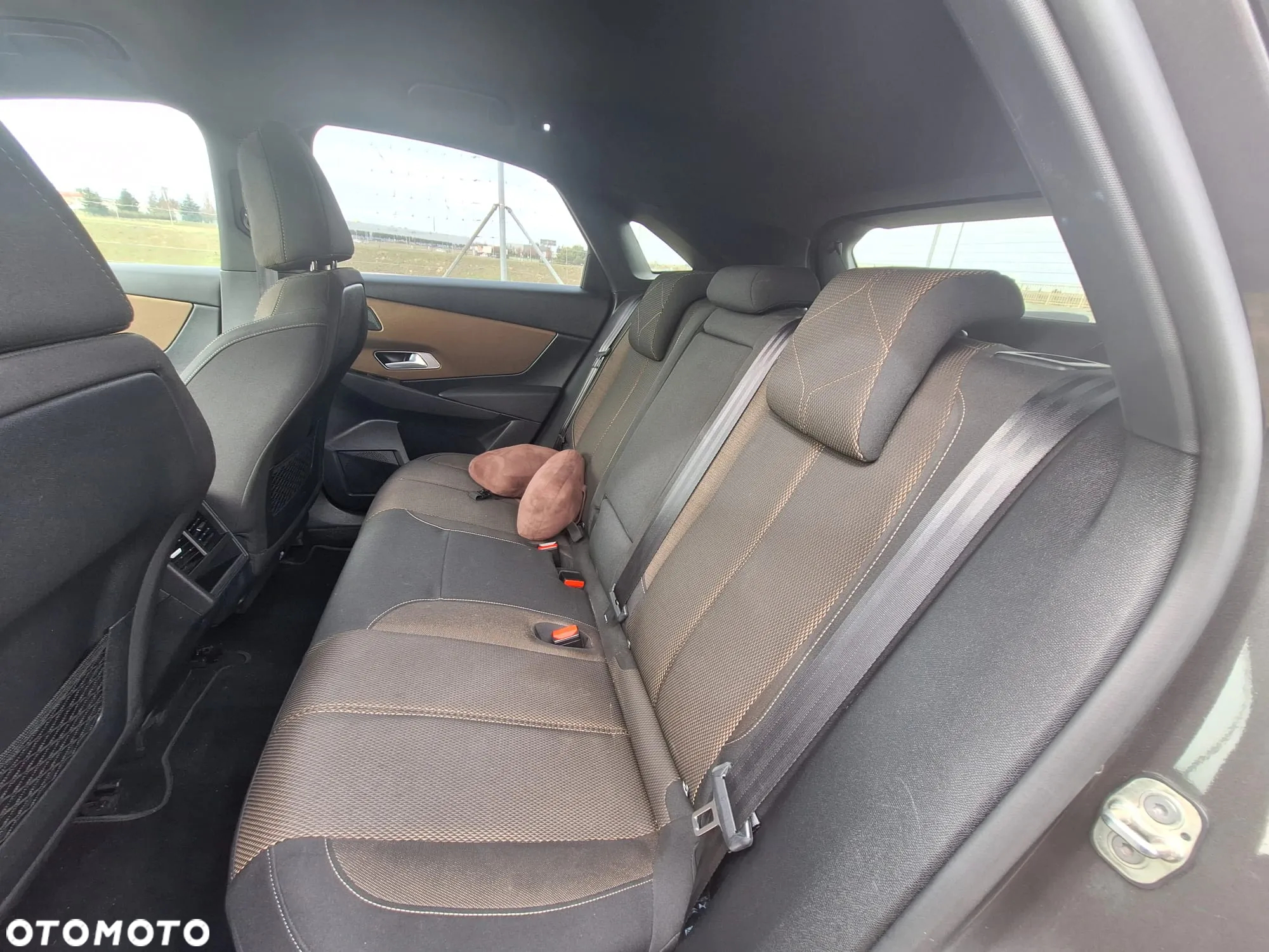 DS Automobiles DS 7 Crossback 1.6 E-Tense 4x4 Grand Chic - 26