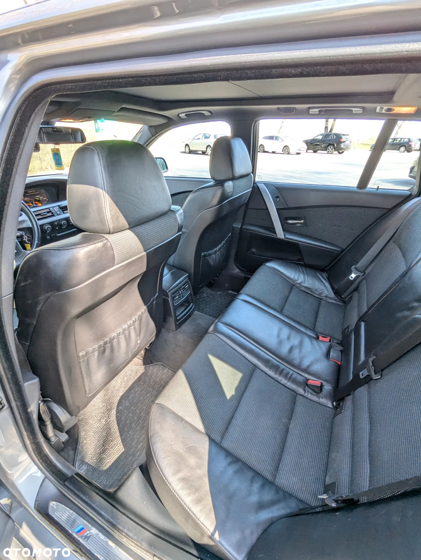 BMW Seria 5 525d - 14