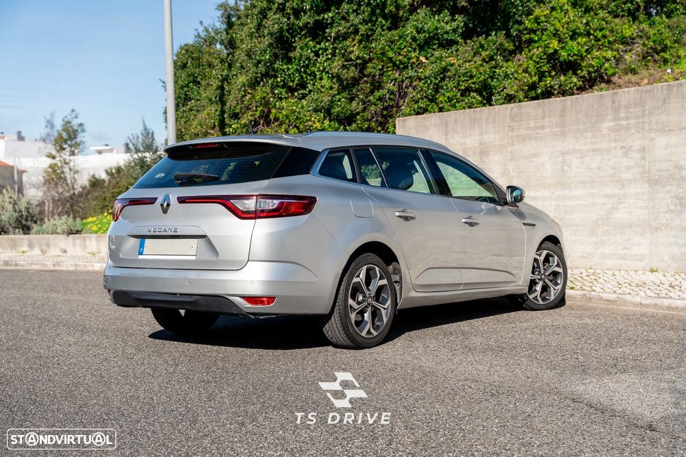 Renault Mégane Sport Tourer BLUE dCi 115 EDC INTENS - 2
