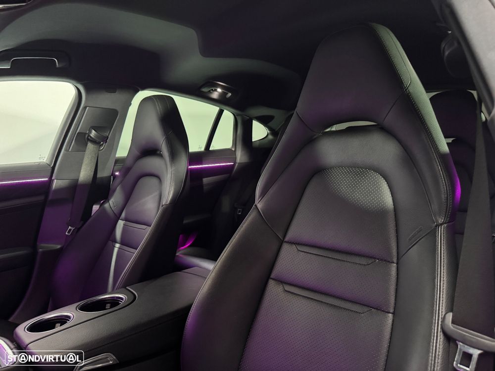 Porsche Panamera 4 E-Hybrid - 14