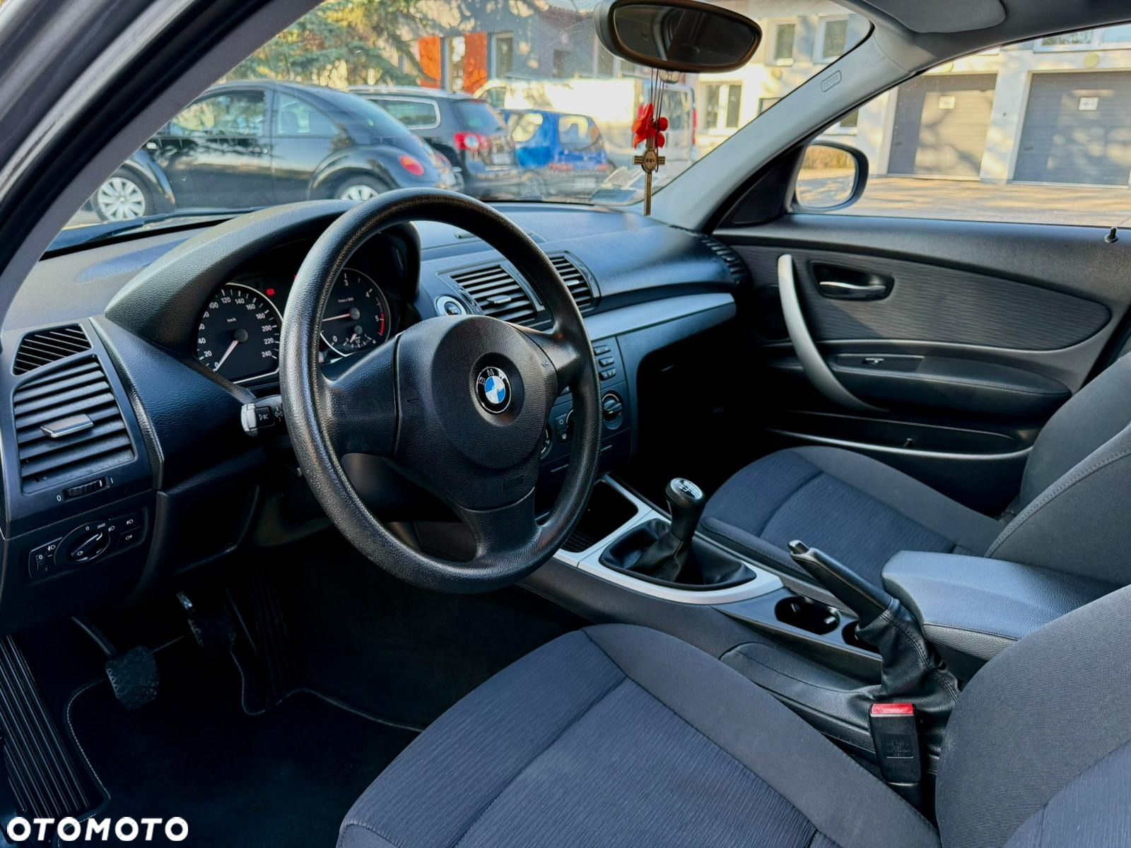 BMW Seria 1 116d - 5