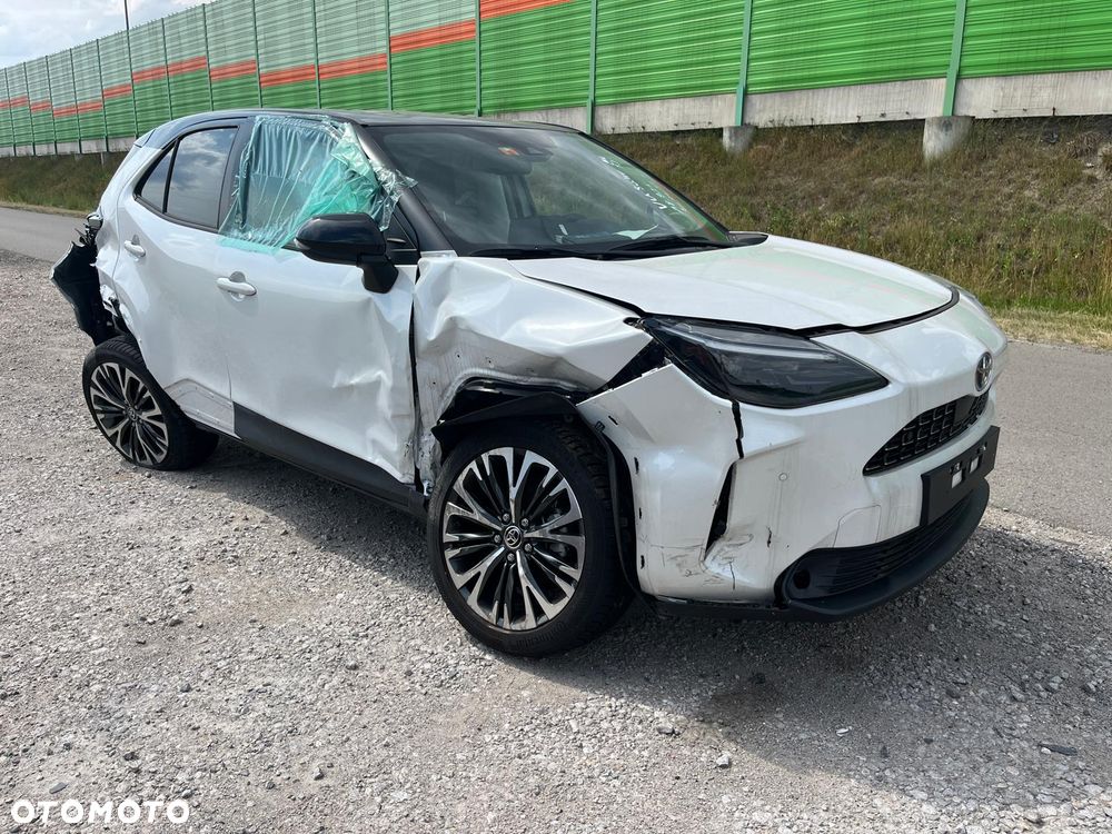 Toyota Yaris Cross Hybrid 1.5 Executive AWD - 7