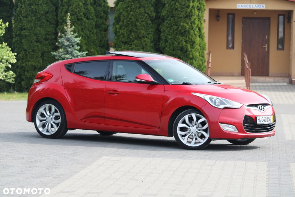 Hyundai Veloster - 3