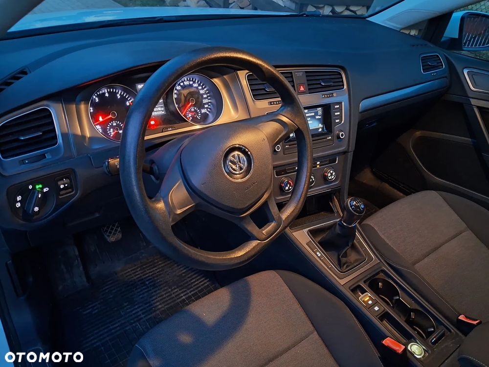 Volkswagen Golf 1.2 TSI BlueMot Comfortline - 14
