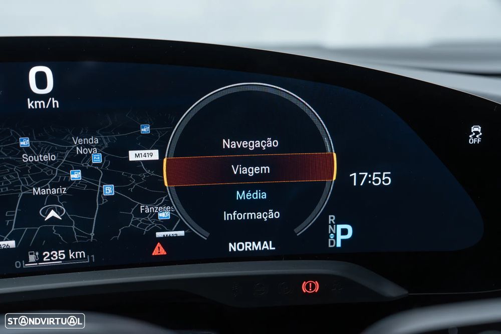 Porsche Taycan Turbo - 36