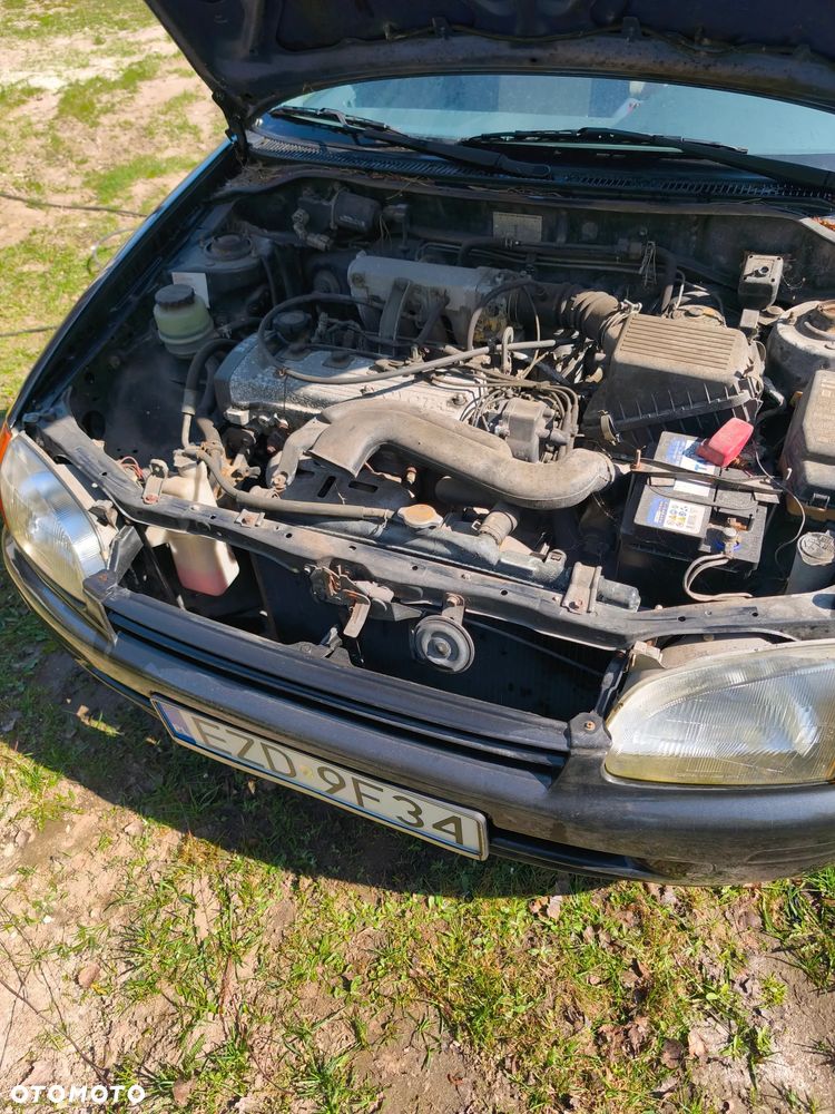 Toyota Starlet 1.4 - 8