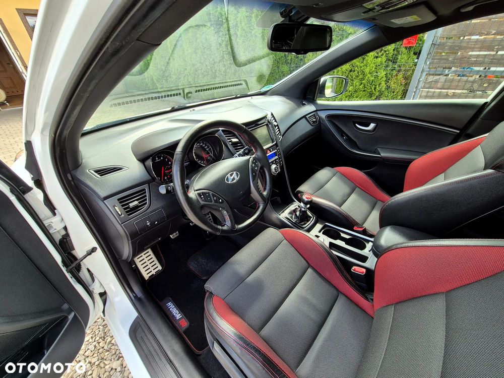 Hyundai i30 1.6 T GDI Turbo - 19