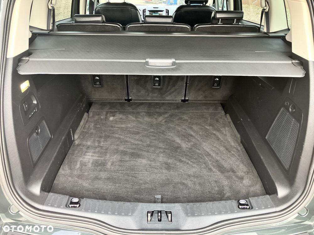Ford S-Max - 31