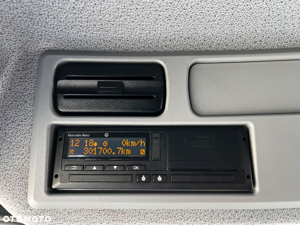 Mercedes-Benz ATEGO - 34