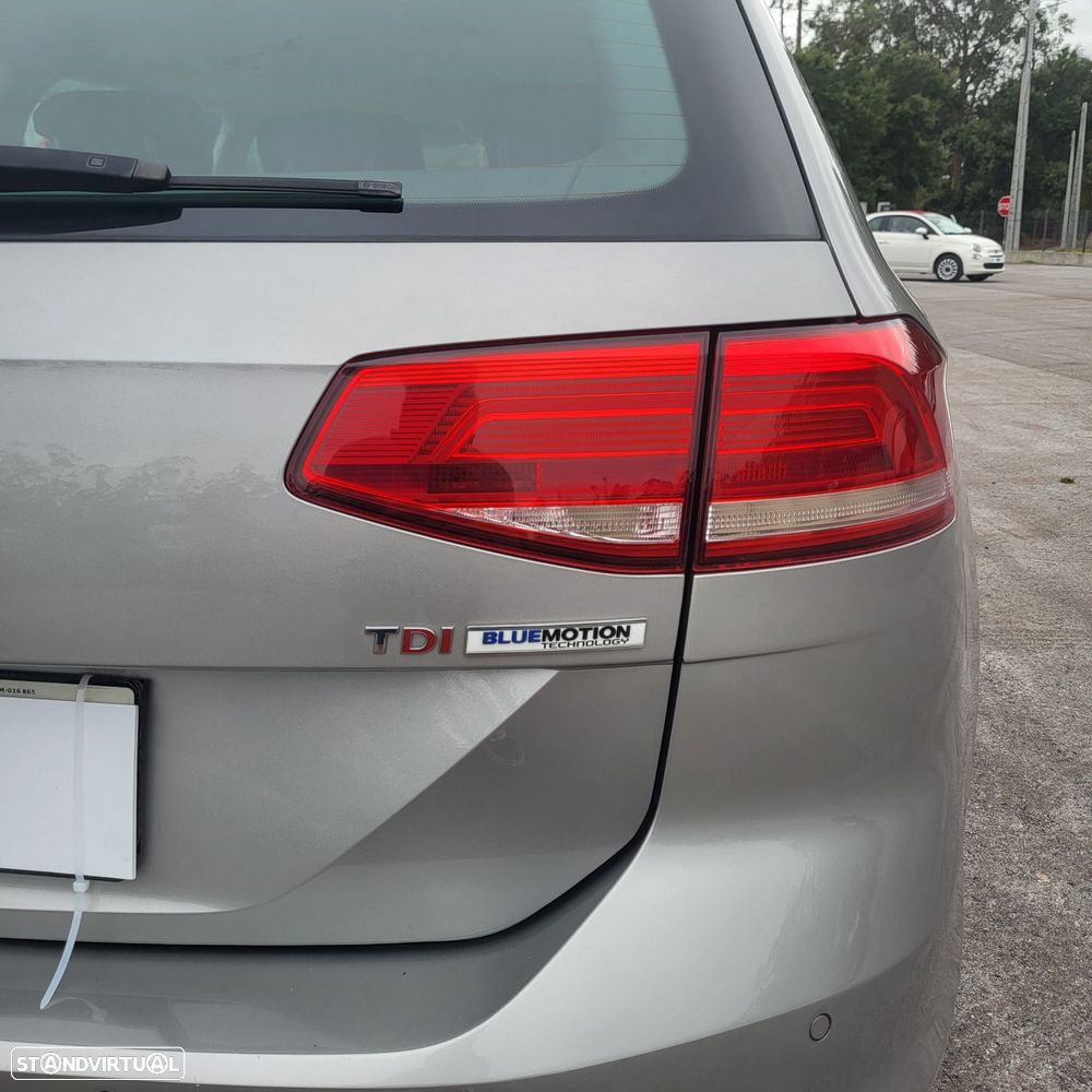 VW Passat Variant 1.6 TDI BlueMotion - 22