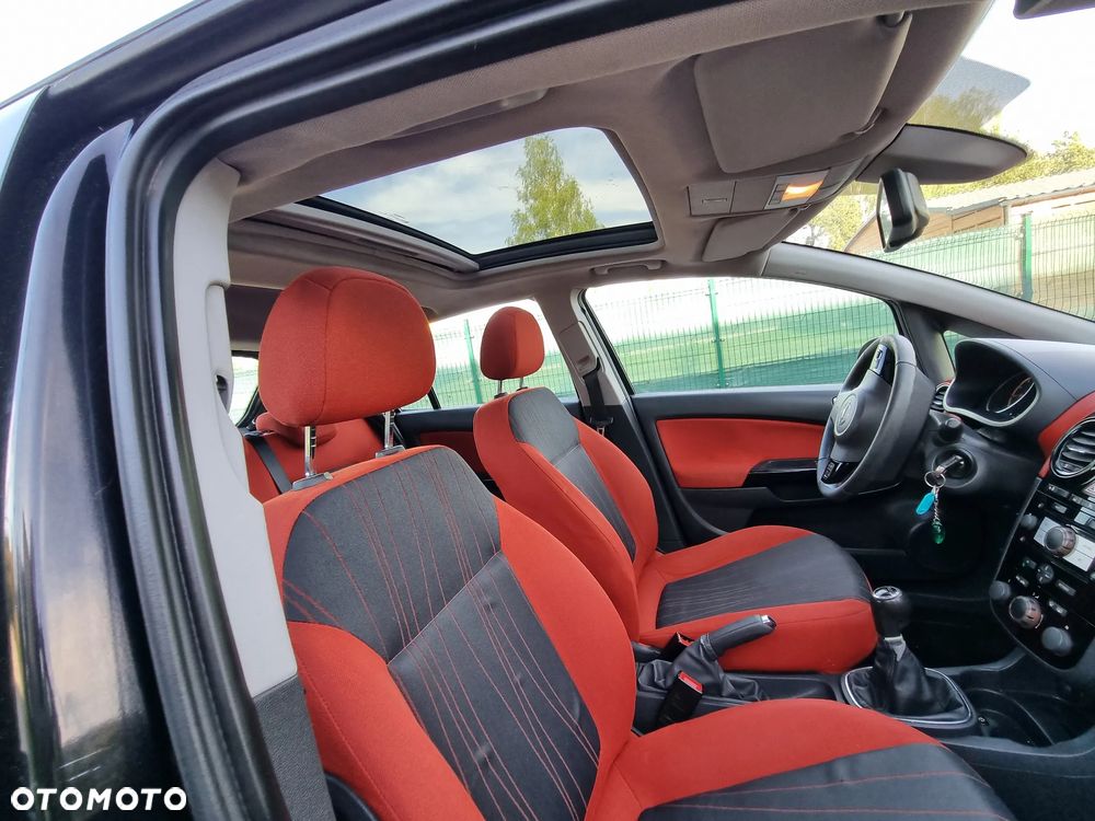 Opel Corsa 1.4 16V Cosmo - 2