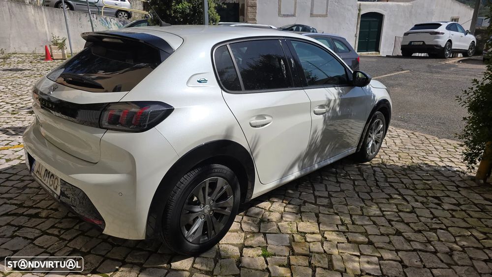 Peugeot e-208 50 kWh Allure - 7