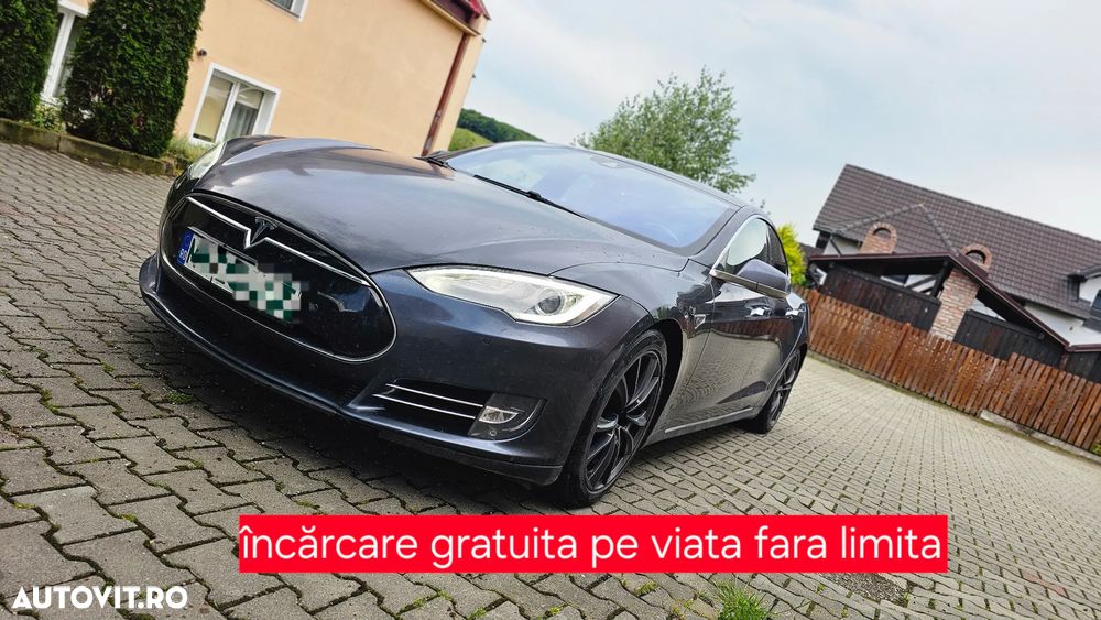 Tesla Model S Performance - 1