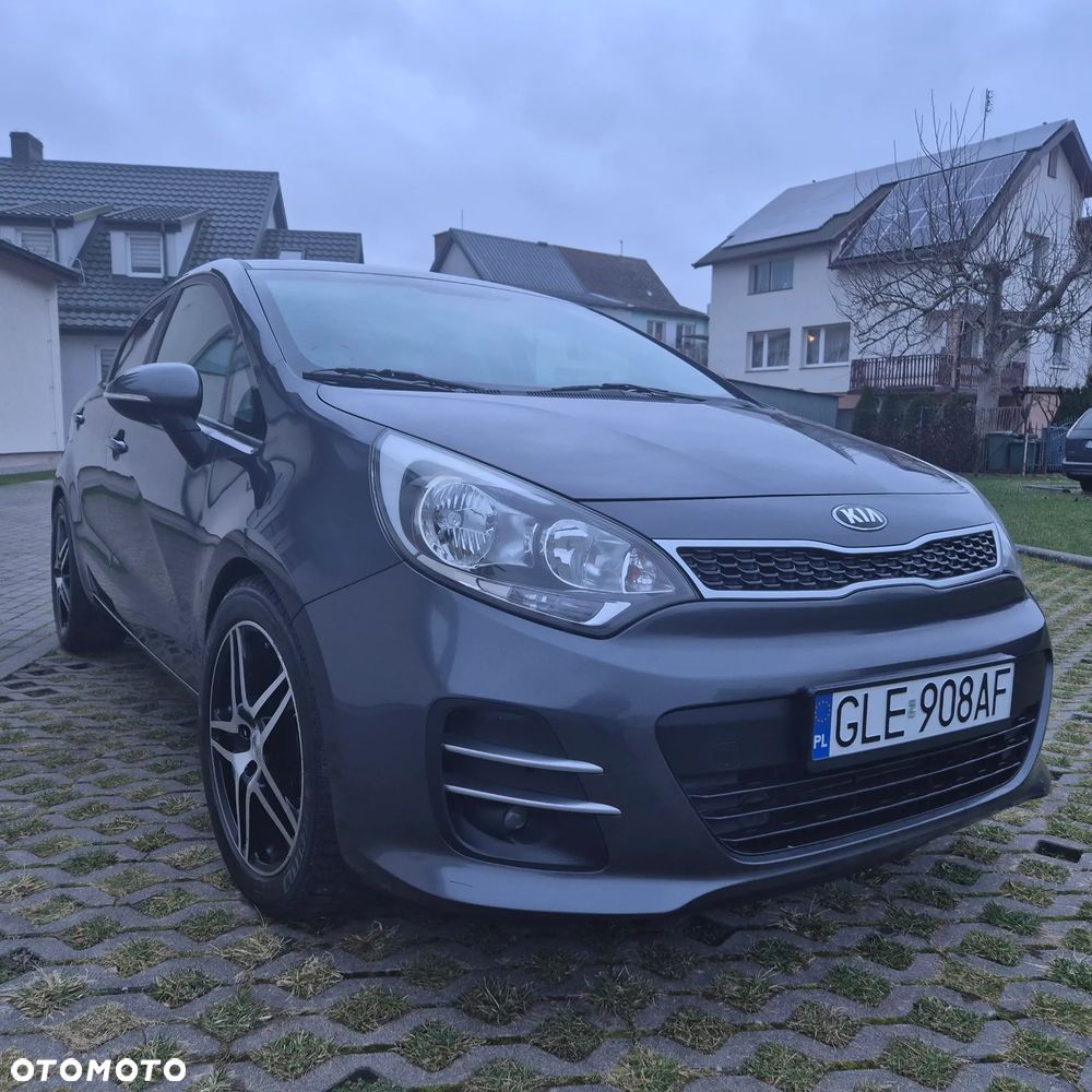 Kia Rio - 3