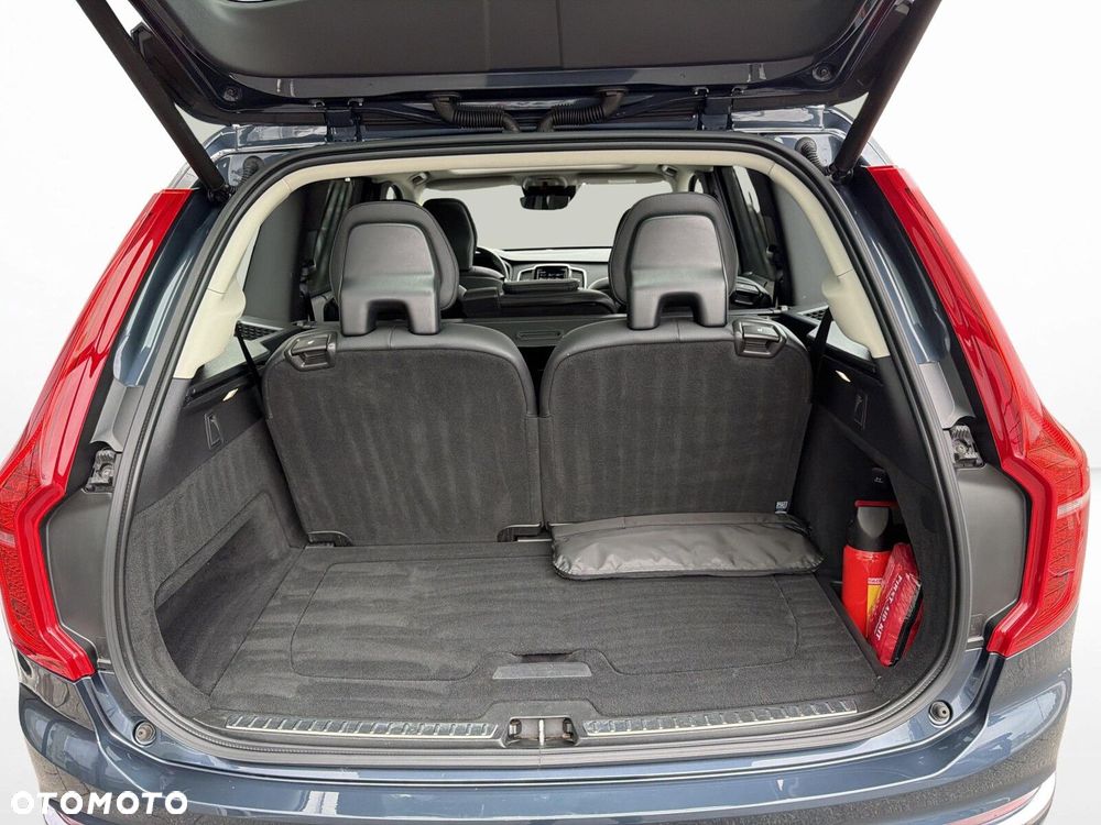 Volvo XC 90 B5 D AWD Inscription 7os - 24
