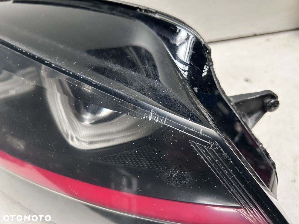 Reflektor prawy Volkswagen Golf 7 GTI - 3