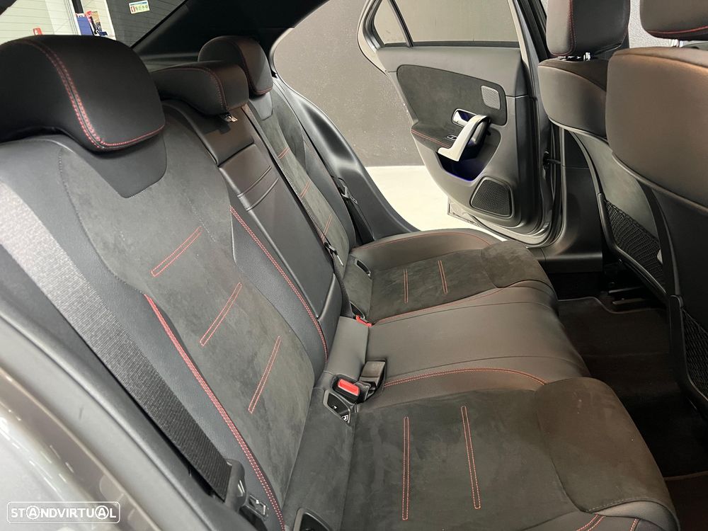 Mercedes-Benz A 180 Limousine 7G-DCT Lim. AMG Line Advanced - 30