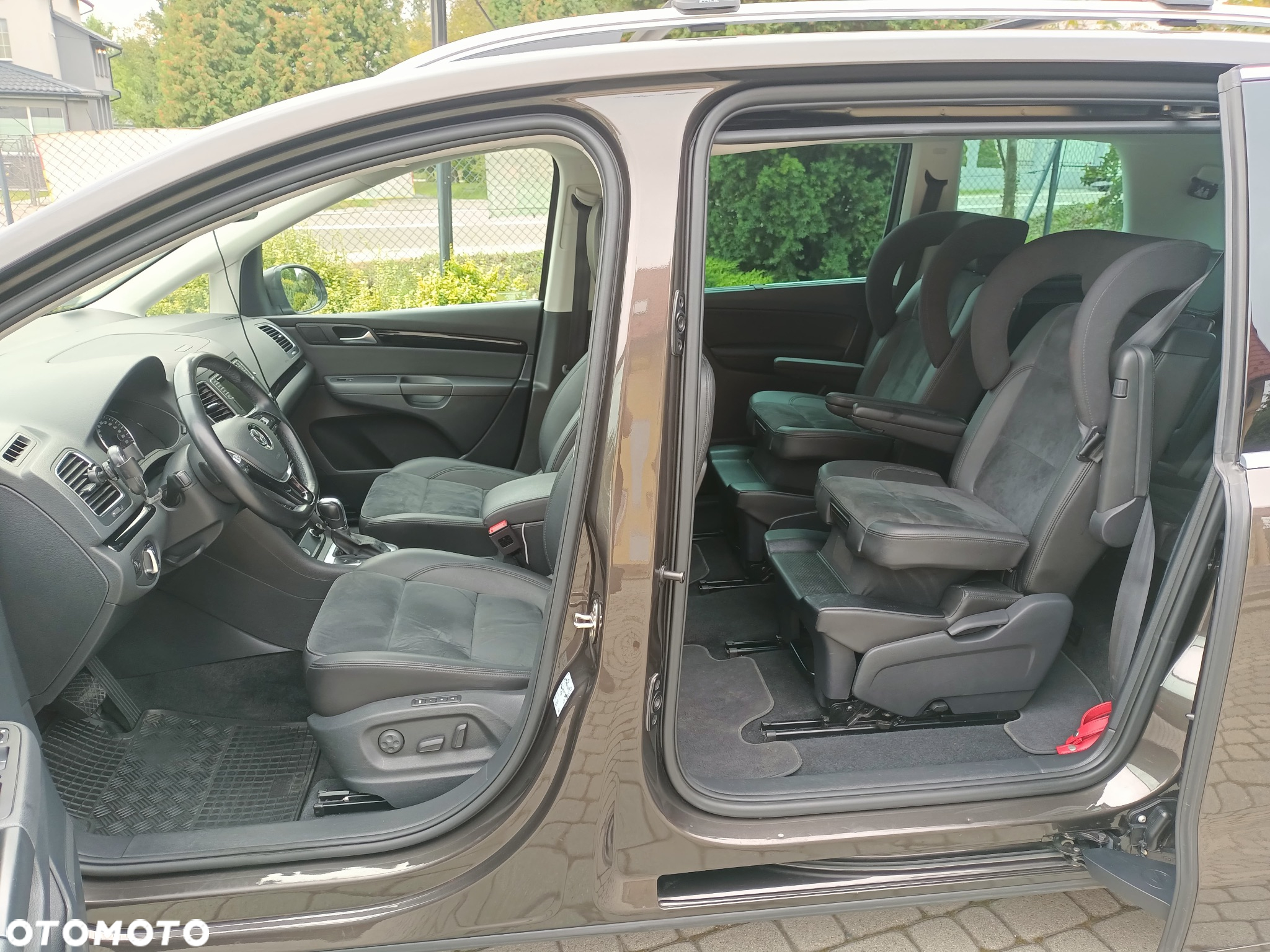 Volkswagen Sharan 2.0 TDI 4Mot Highline DSG - 11