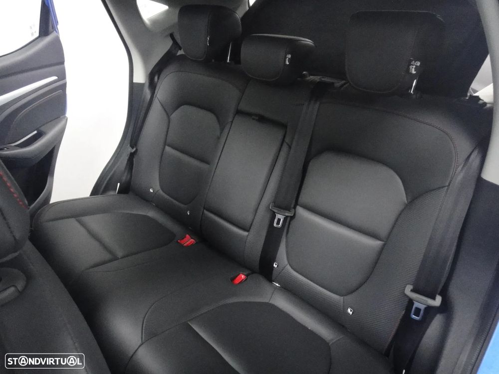 MG ZS Standard Luxury - 18